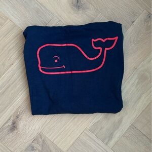 Vineyard Vines women’s hooded vintage T-shirt, size small